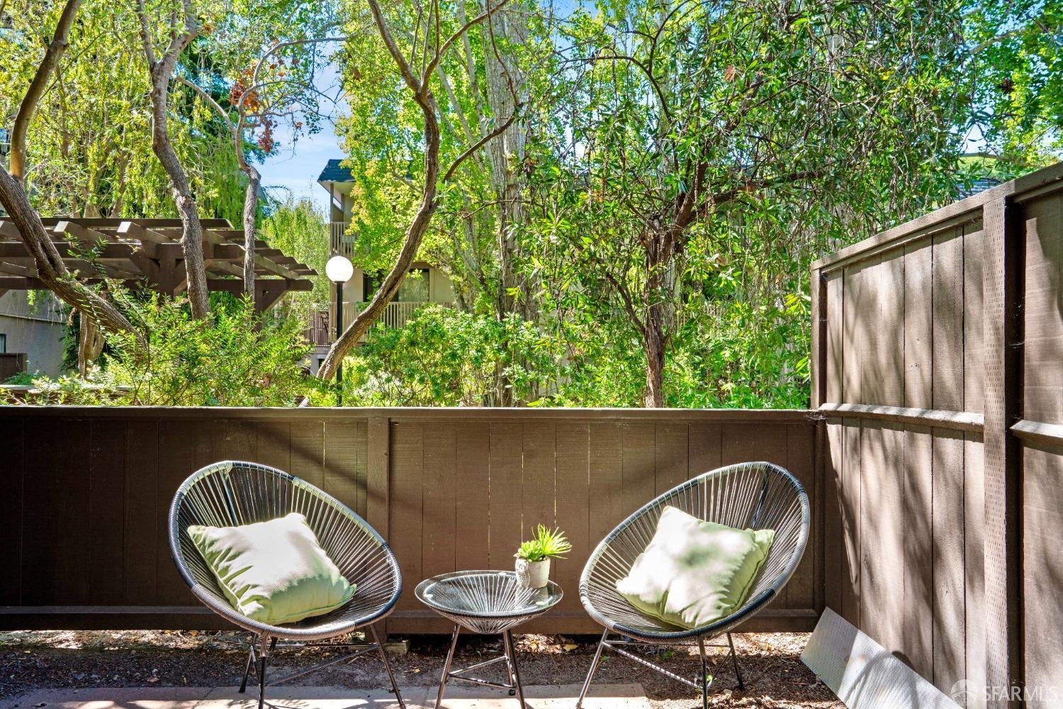 6102 Shelter Creek Lane