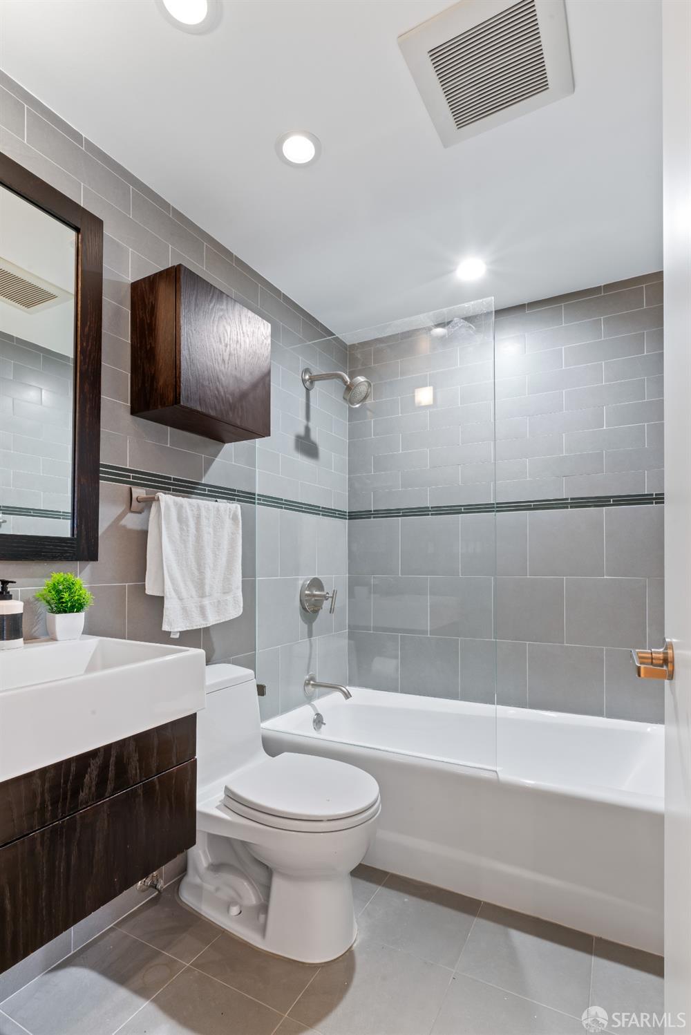 672 Corbett Avenue # A