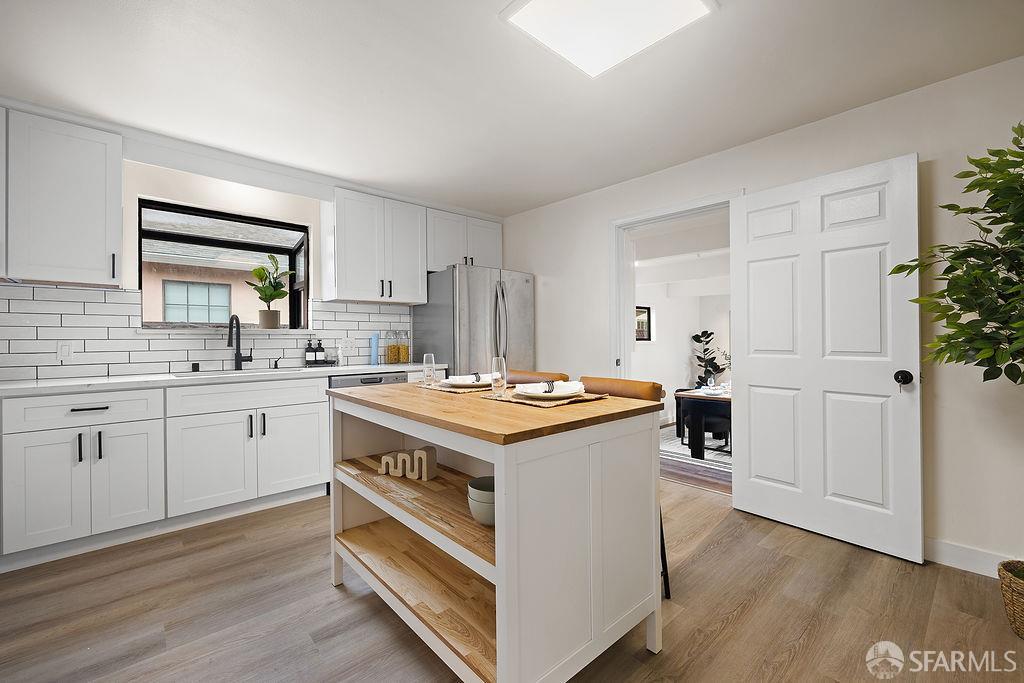 688 Garside Court