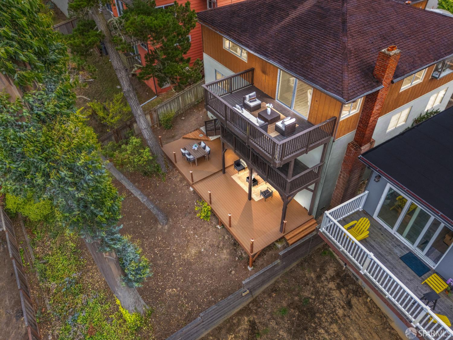 1669 Higgins Way