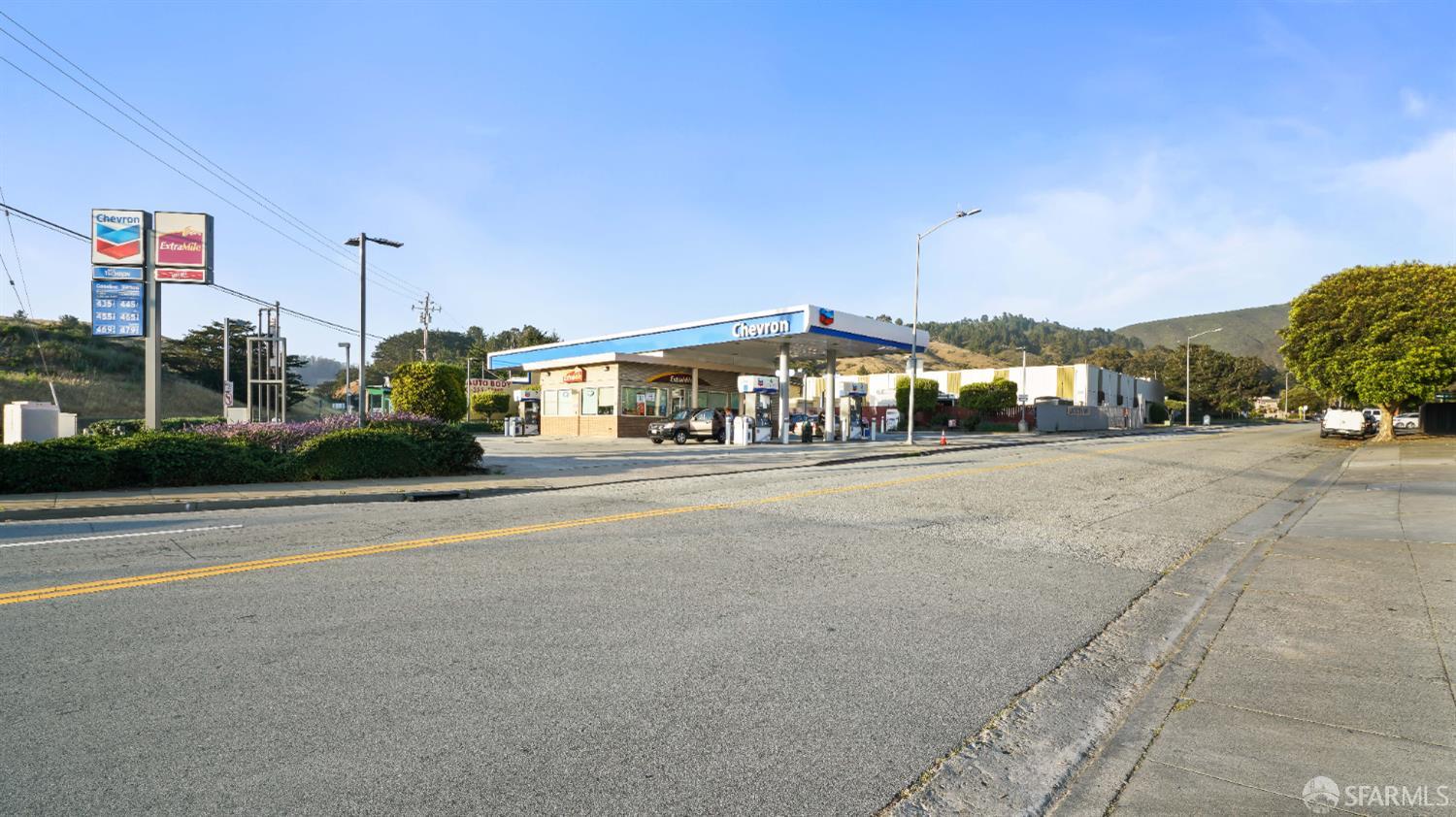1669 Higgins Way