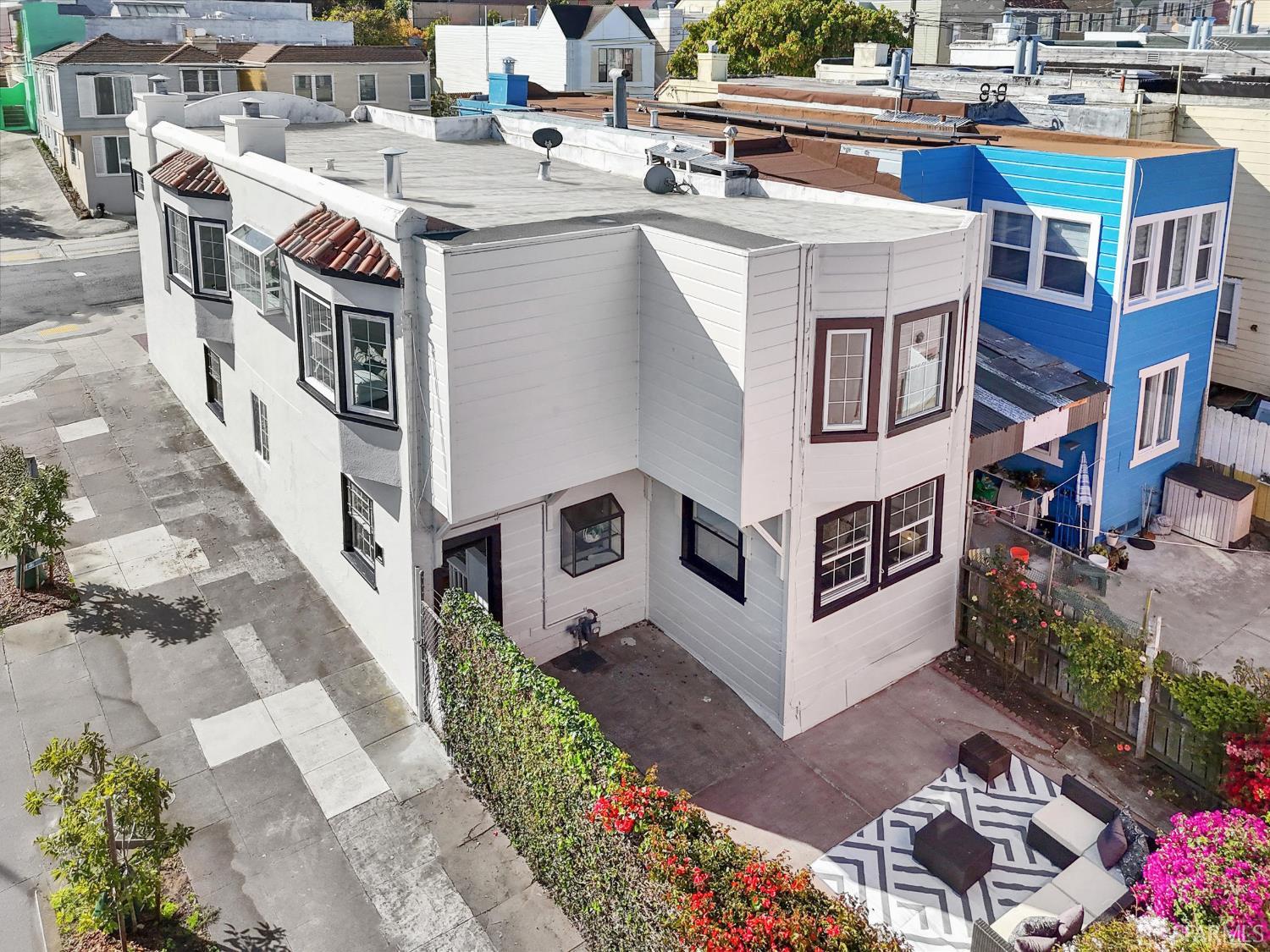 900 Huron Avenue