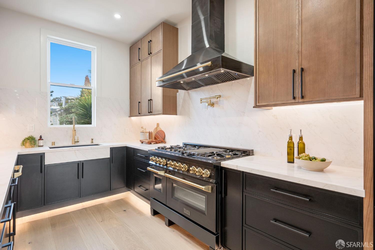 3237 Harrison Street