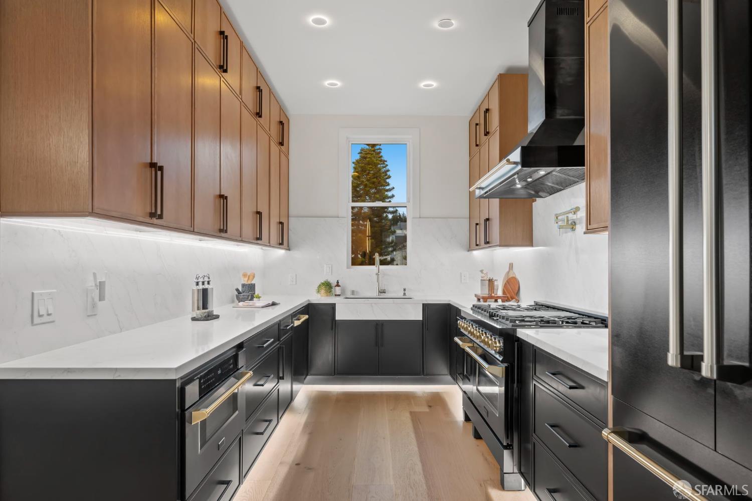 3237 Harrison Street