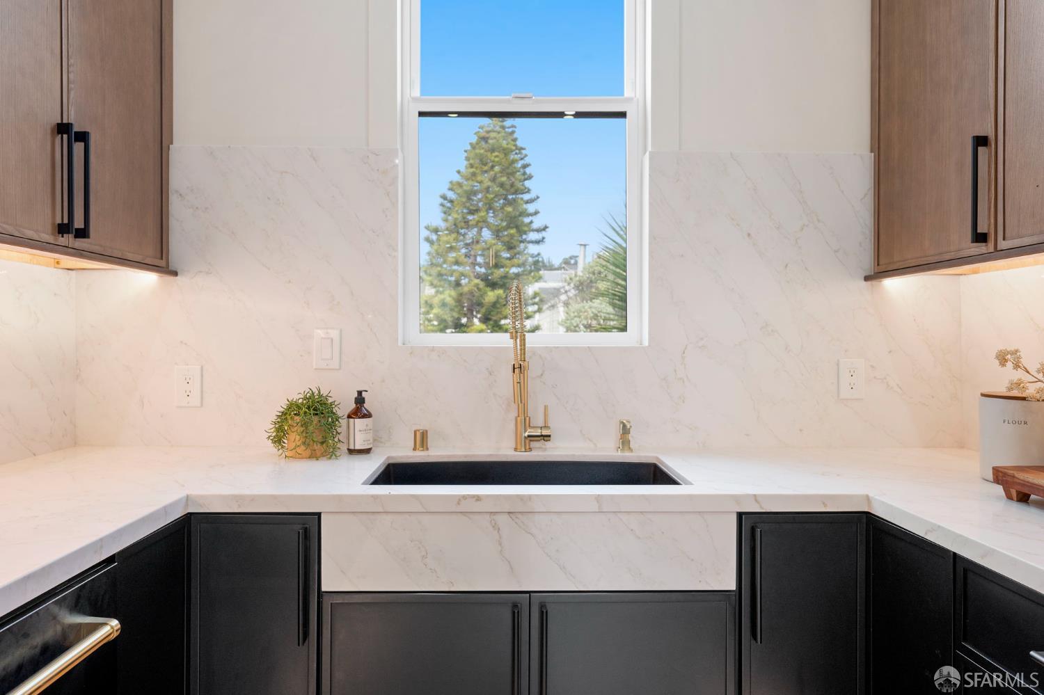 3237 Harrison Street