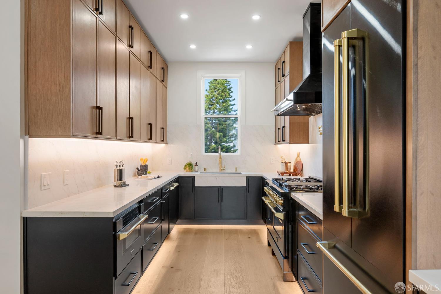 3237 Harrison Street