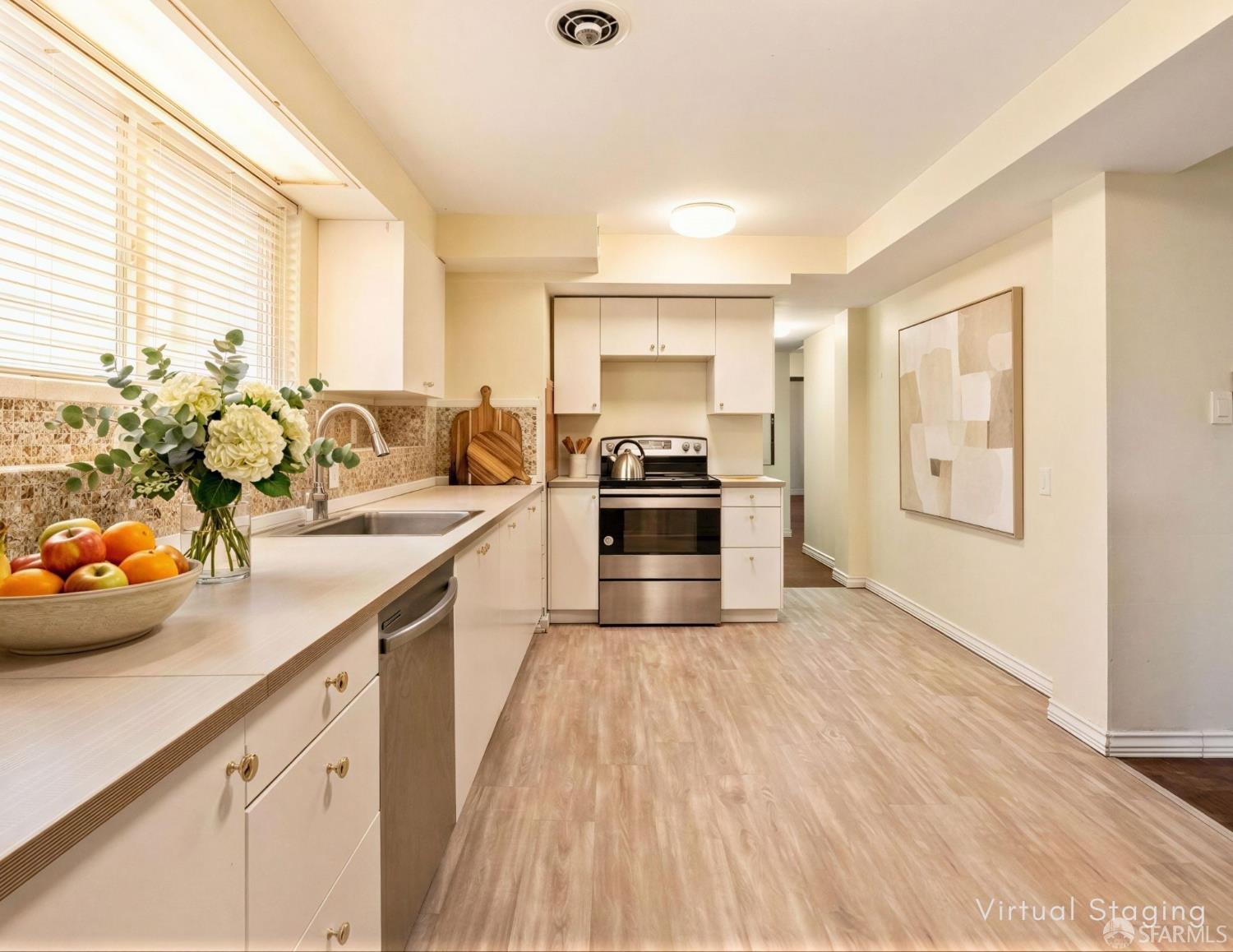 1551-1551A 20th Avenue