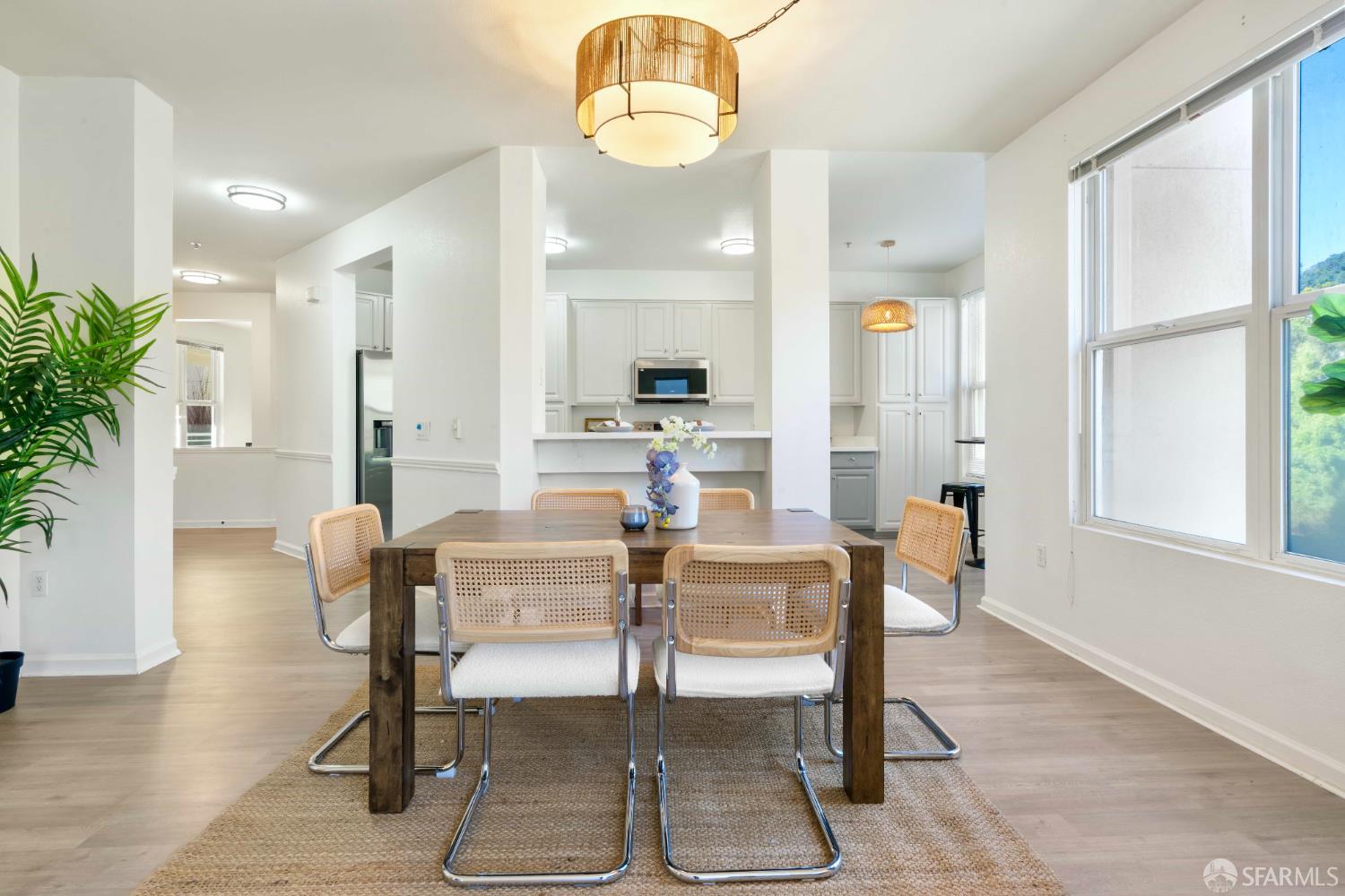 1 Crescent Way # 1215