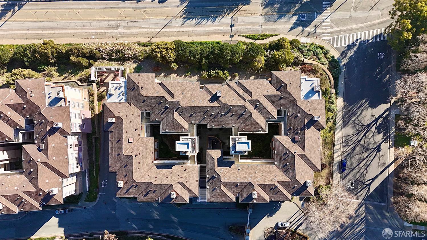 1 Crescent Way # 1215