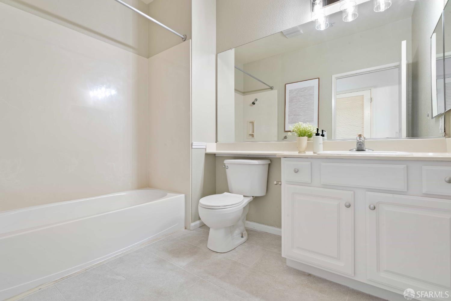 1 Crescent Way # 1215