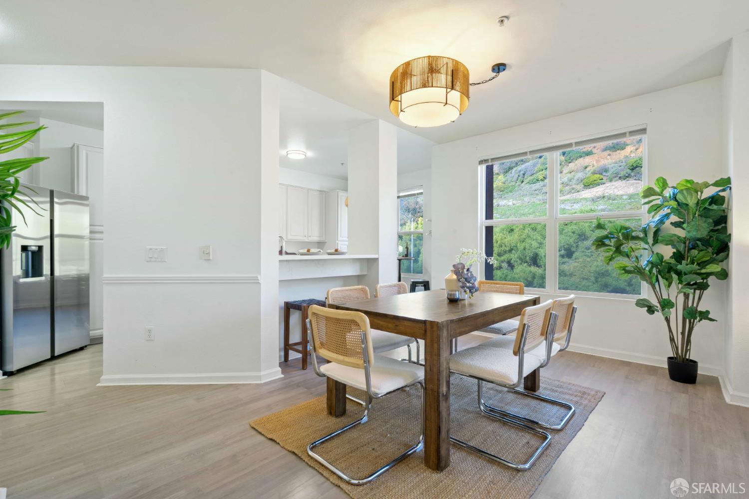 1 Crescent Way # 1215