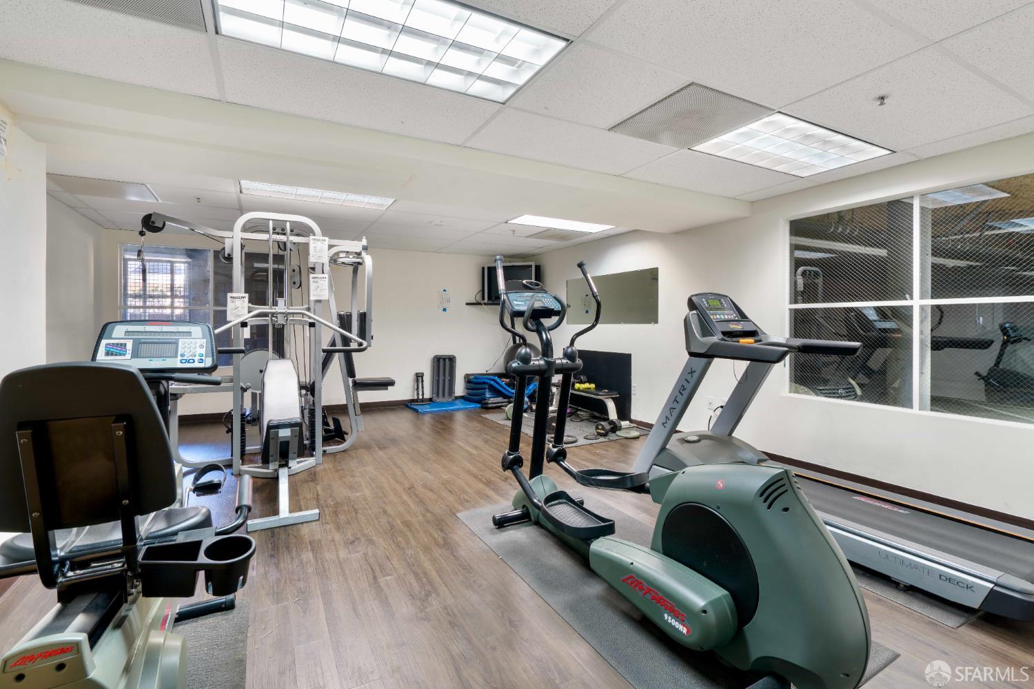 1 Crescent Way # 1215