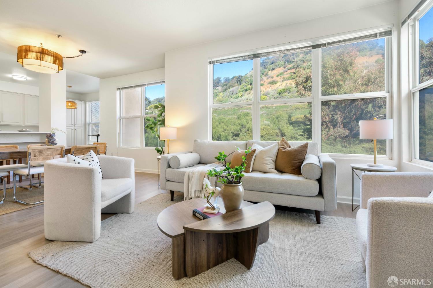 1 Crescent Way # 1215