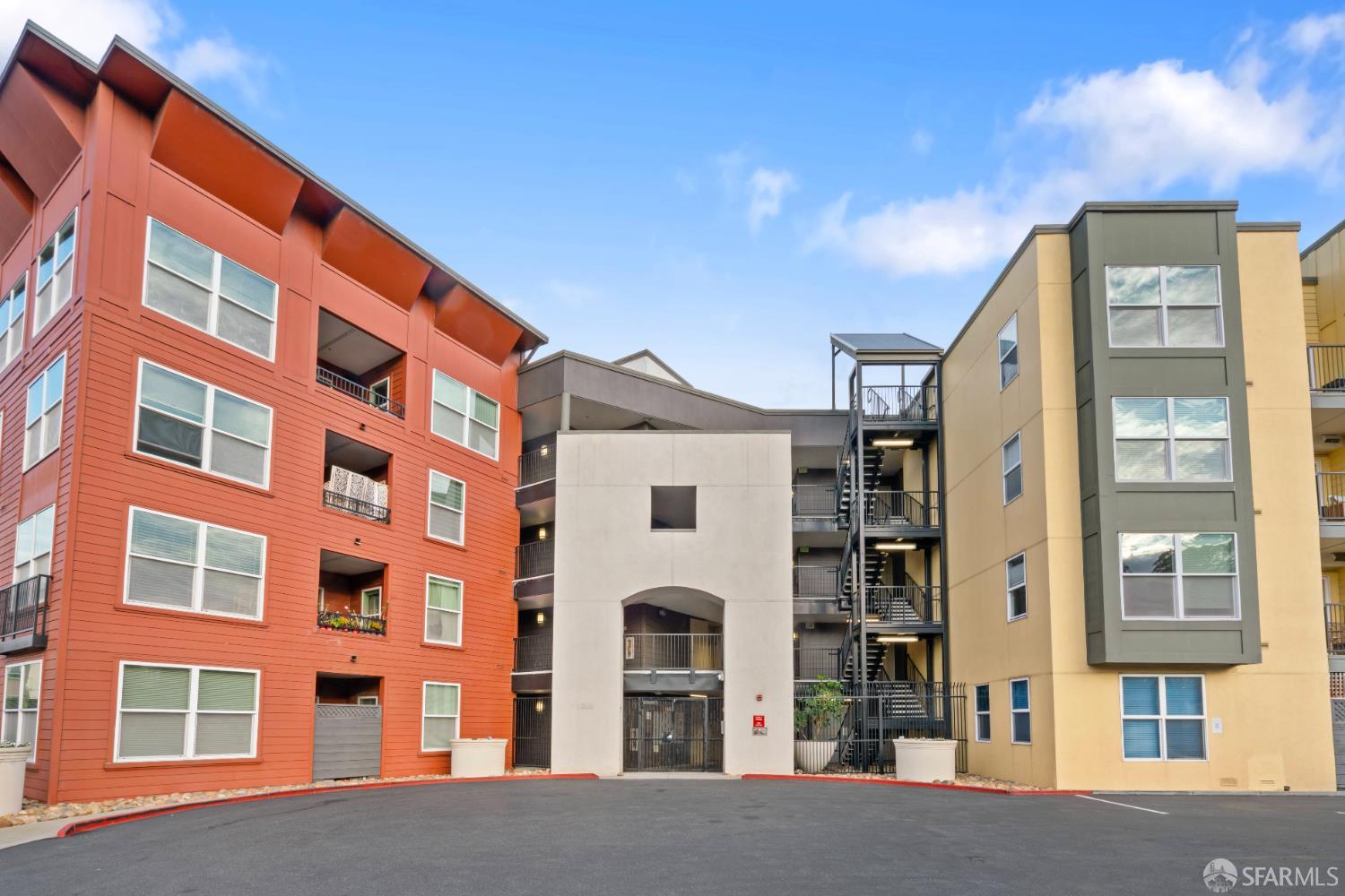 8400 Oceanview Terrace # 208