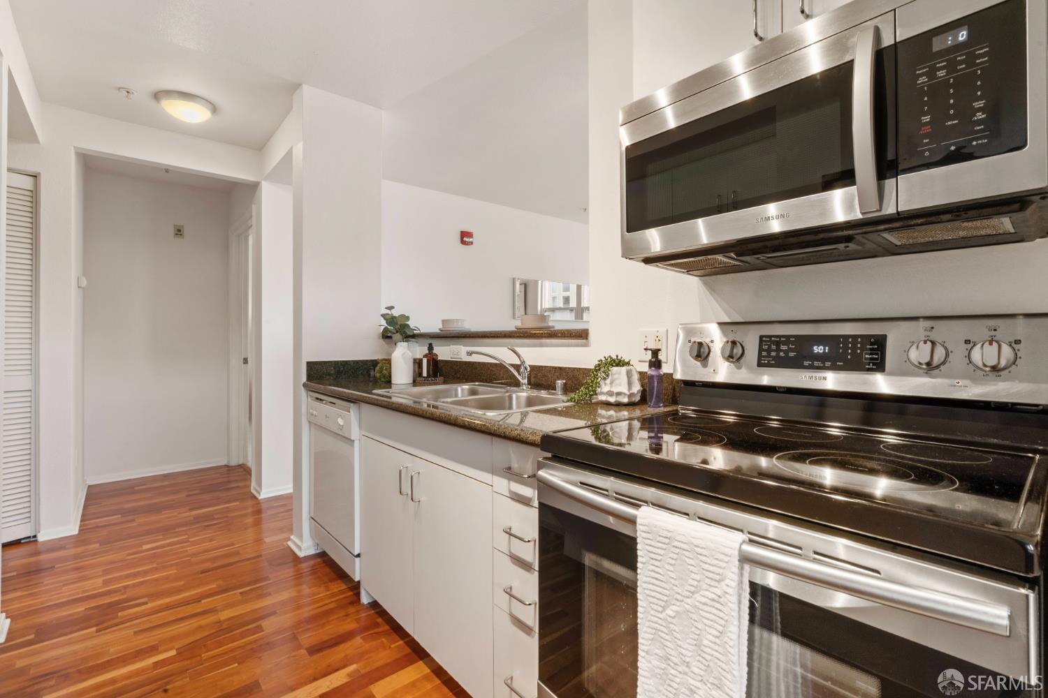 8400 Oceanview Terrace # 208