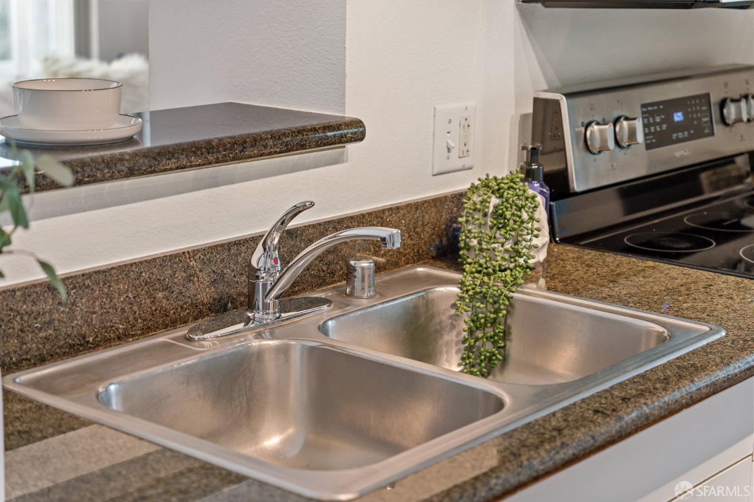 8400 Oceanview Terrace # 208