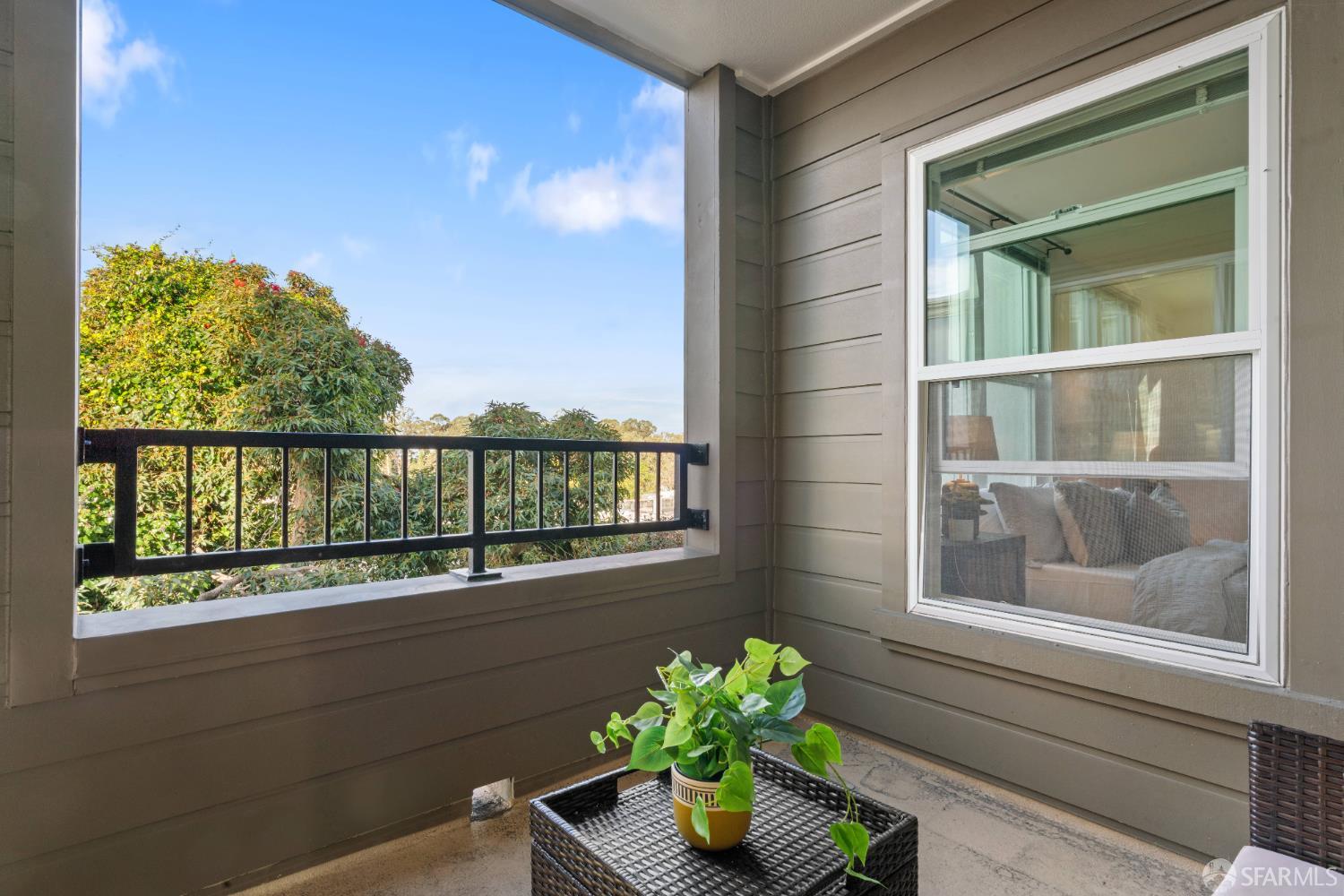 8400 Oceanview Terrace # 208