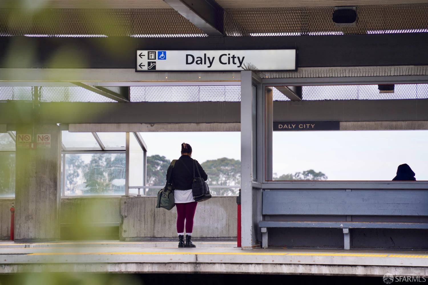 8400 Oceanview Terrace # 208