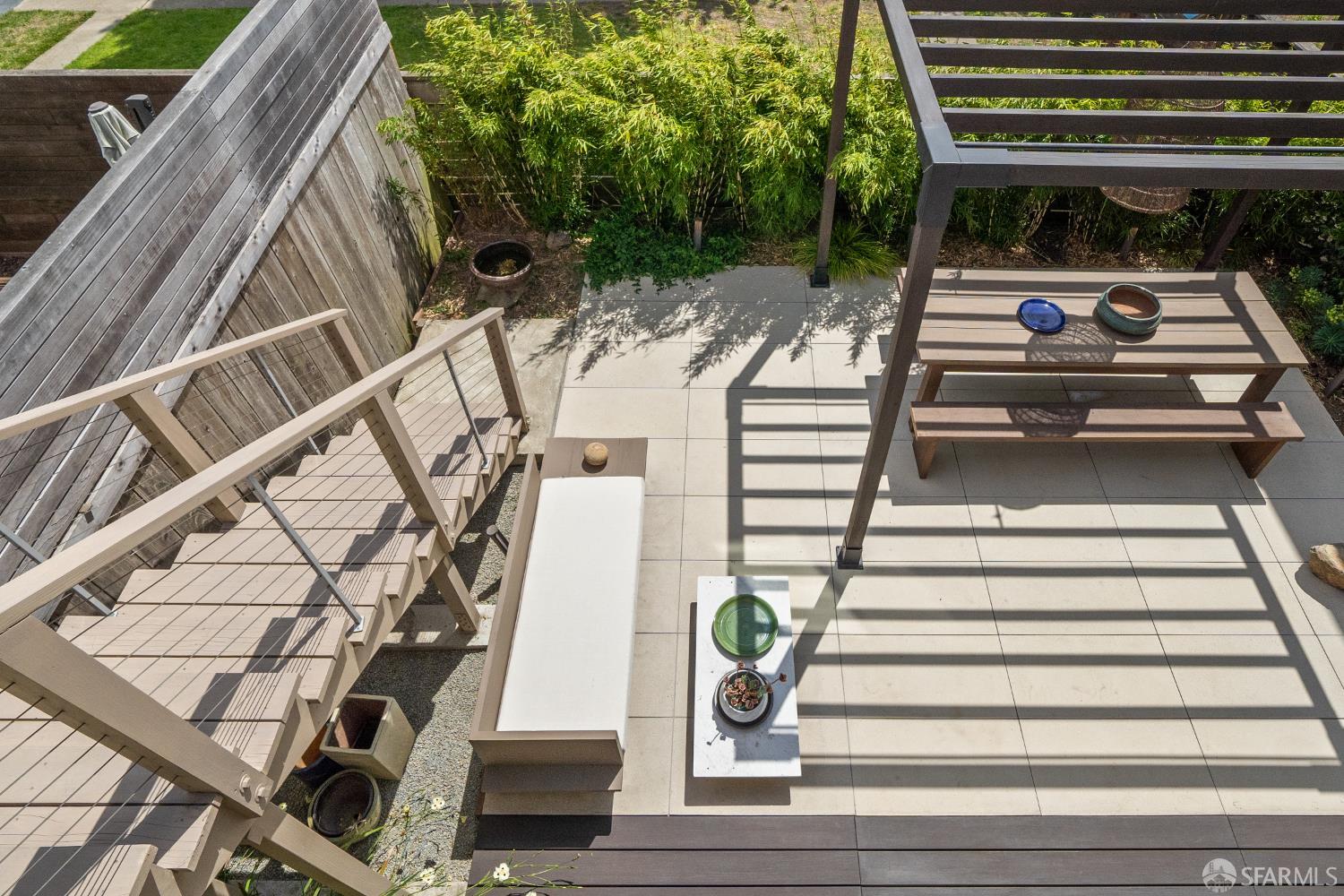 1515 Van Dyke Avenue