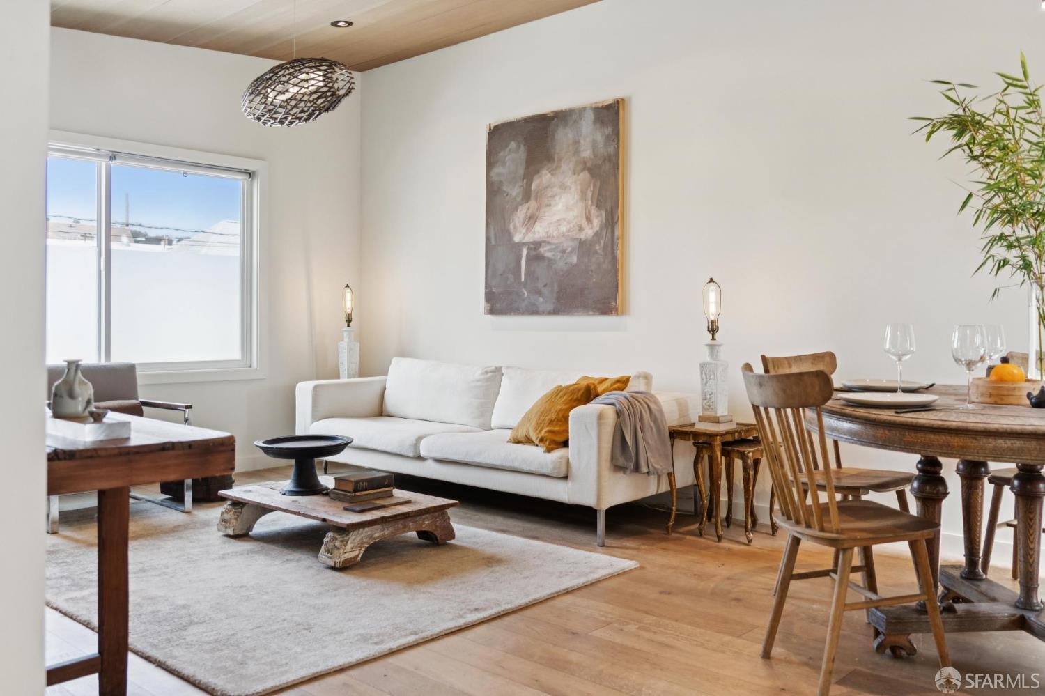 1515 Van Dyke Avenue