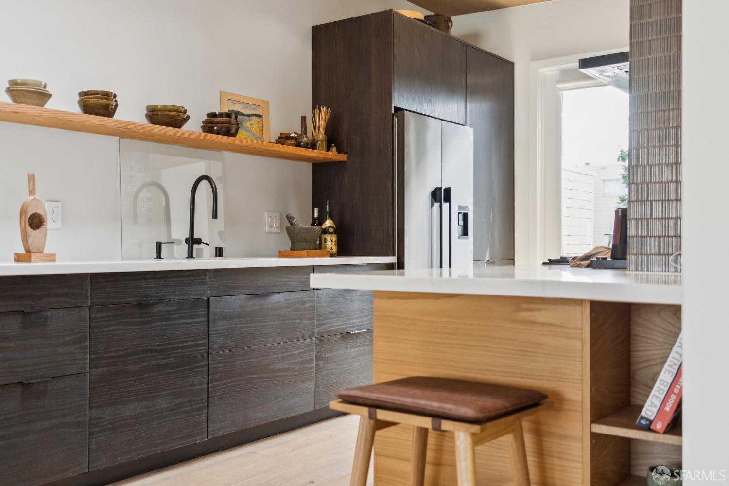 1515 Van Dyke Avenue