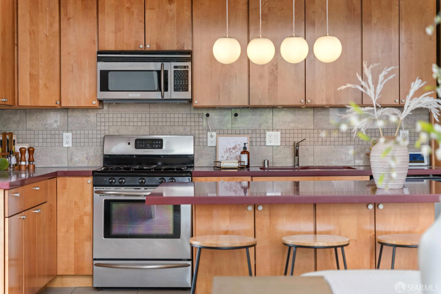 281 Clara Street # 6