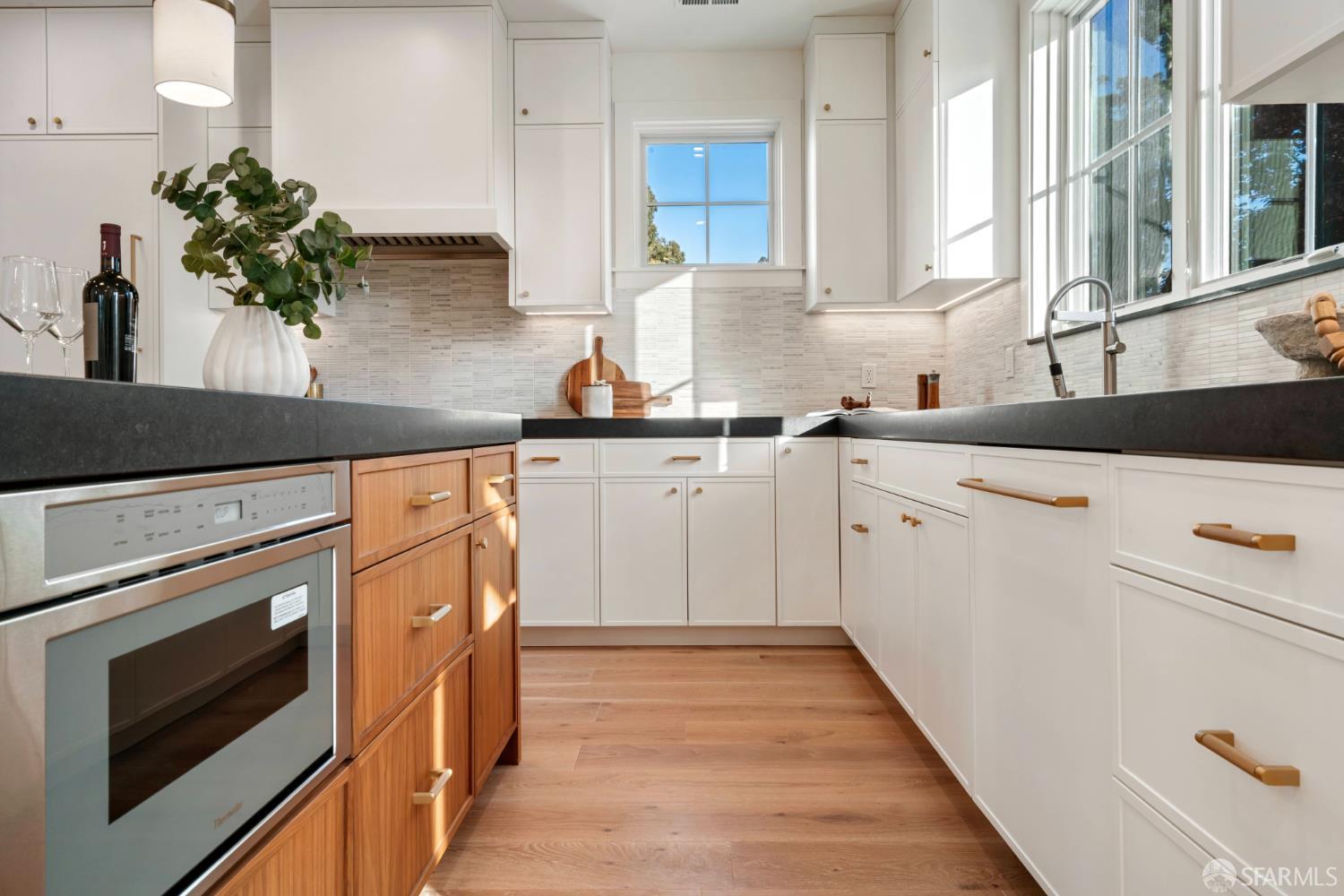 739-741 Linden Avenue