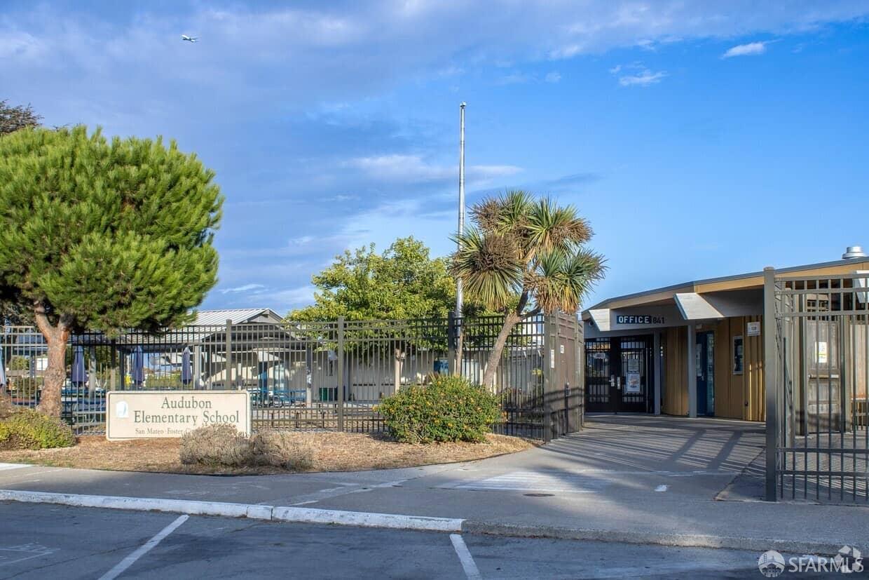 105 Starfish Lane