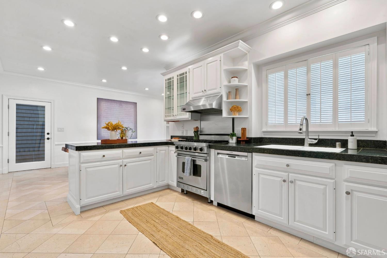 85 Clarendon Road