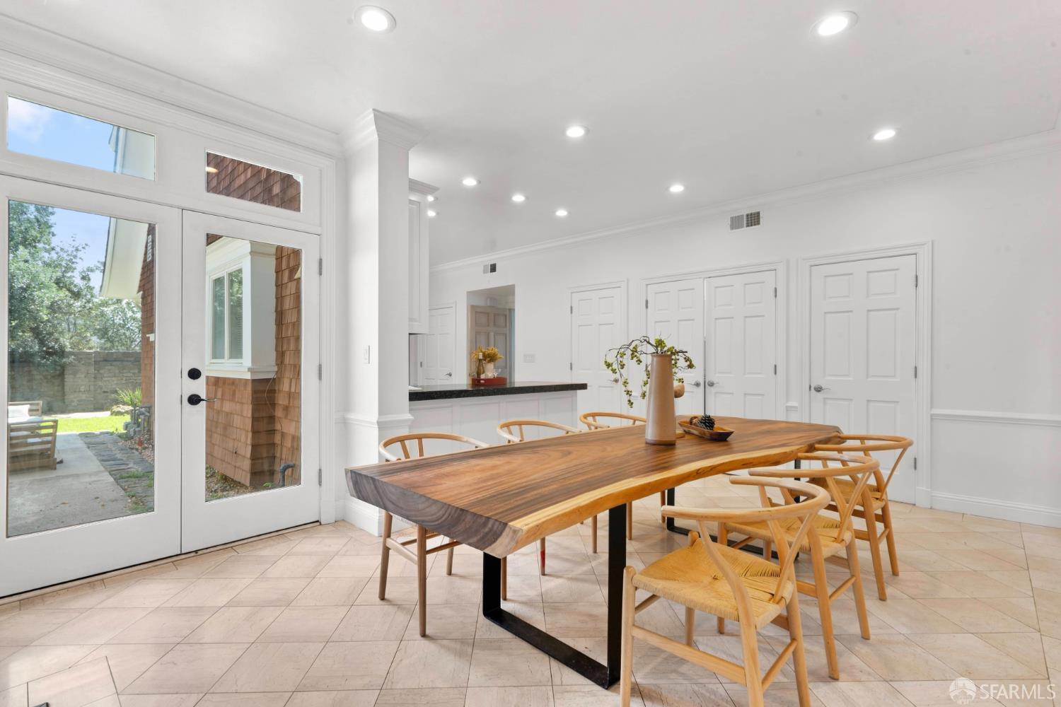85 Clarendon Road