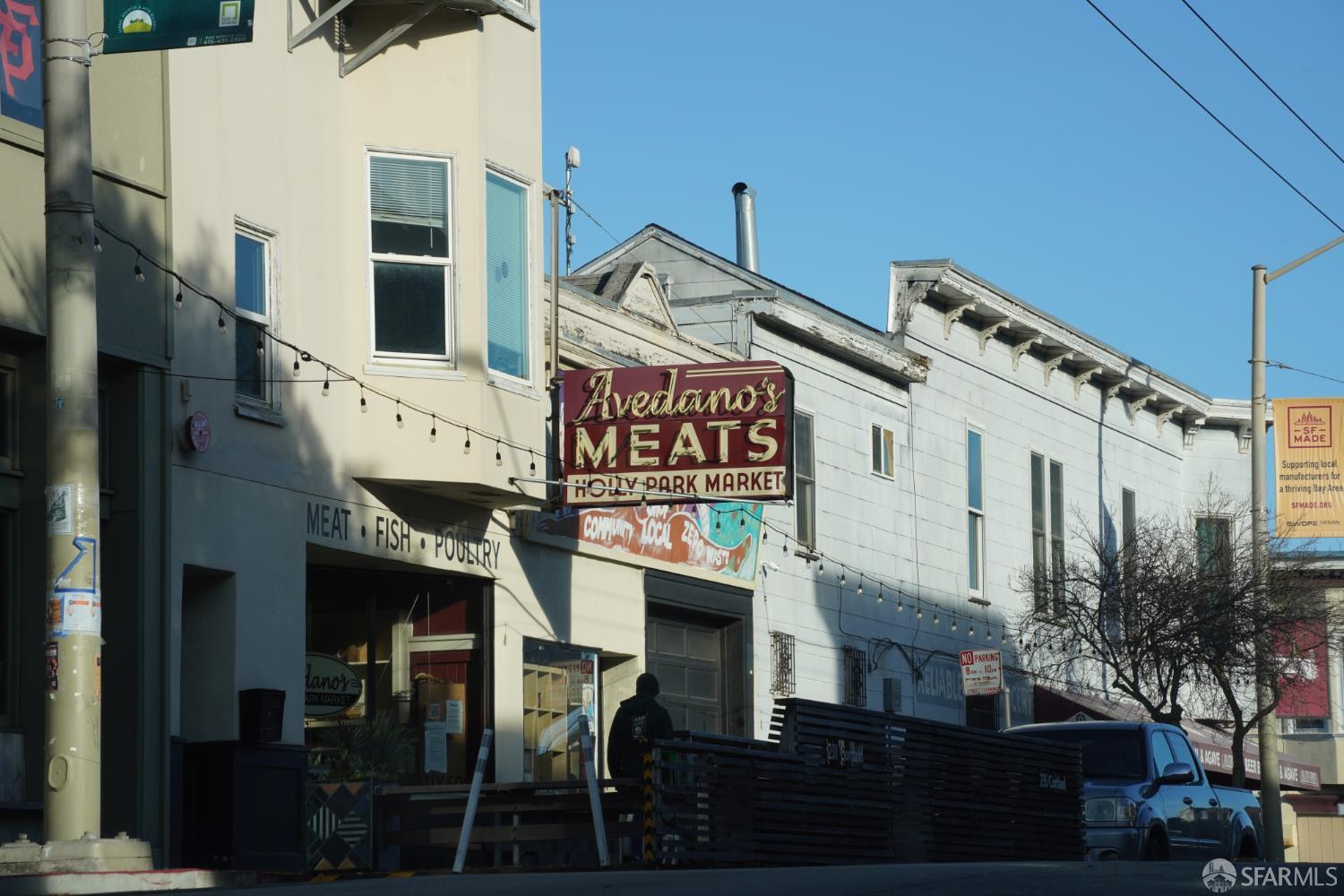 28 Madison Street