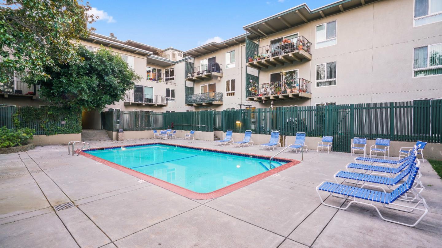 802 N Delaware ST 202