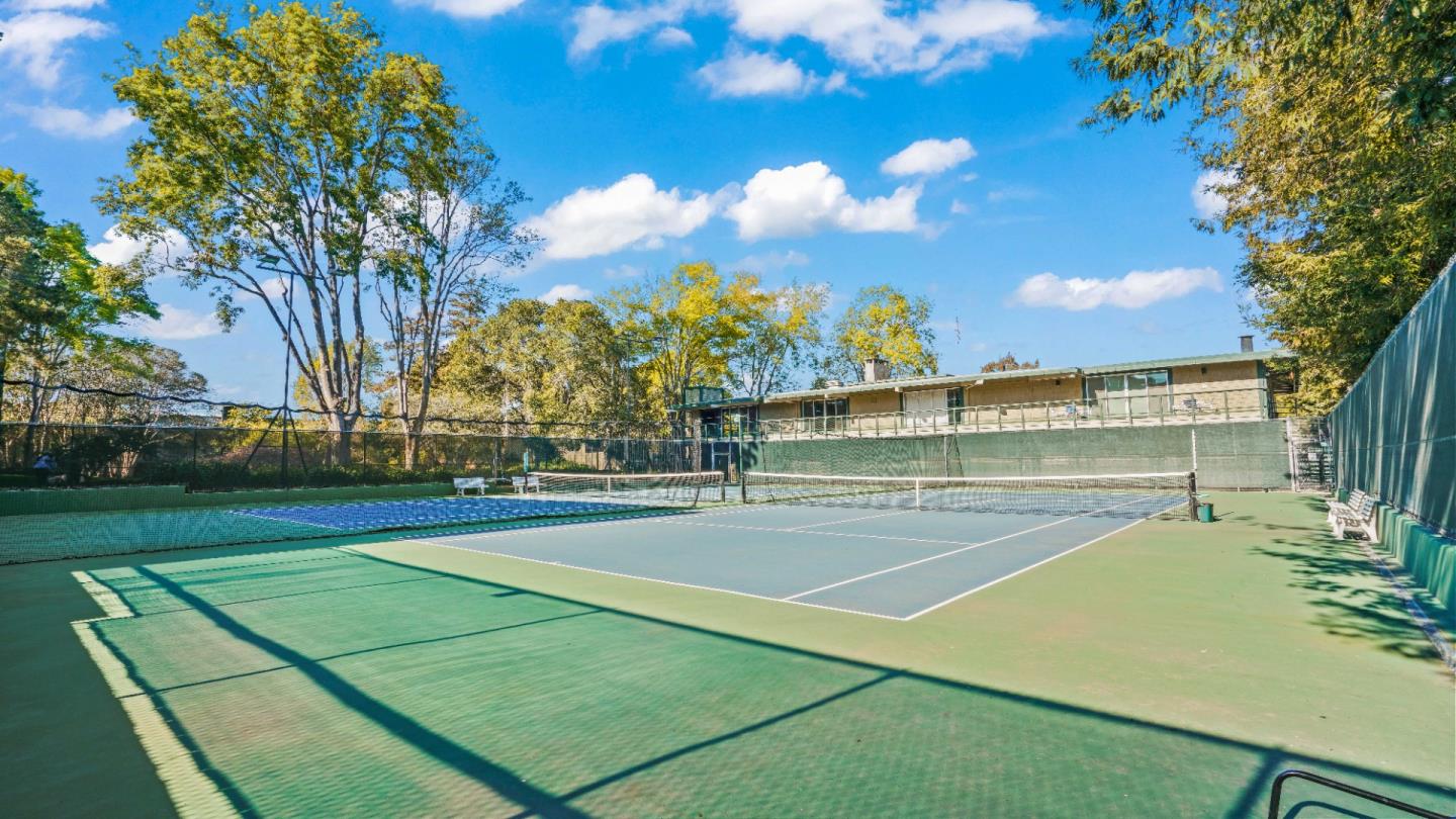 802 N Delaware ST 202