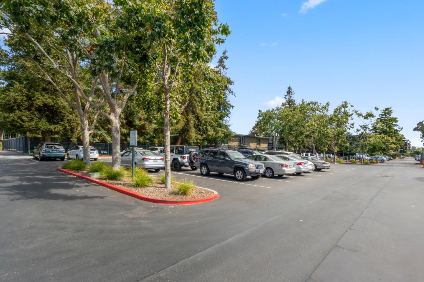 802 N Delaware ST 202