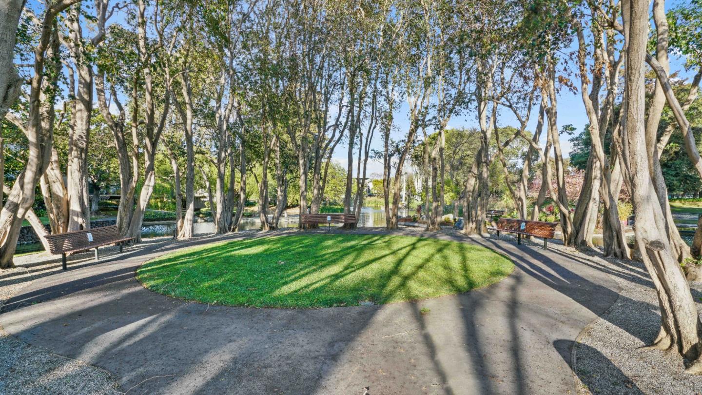 802 N Delaware ST 202