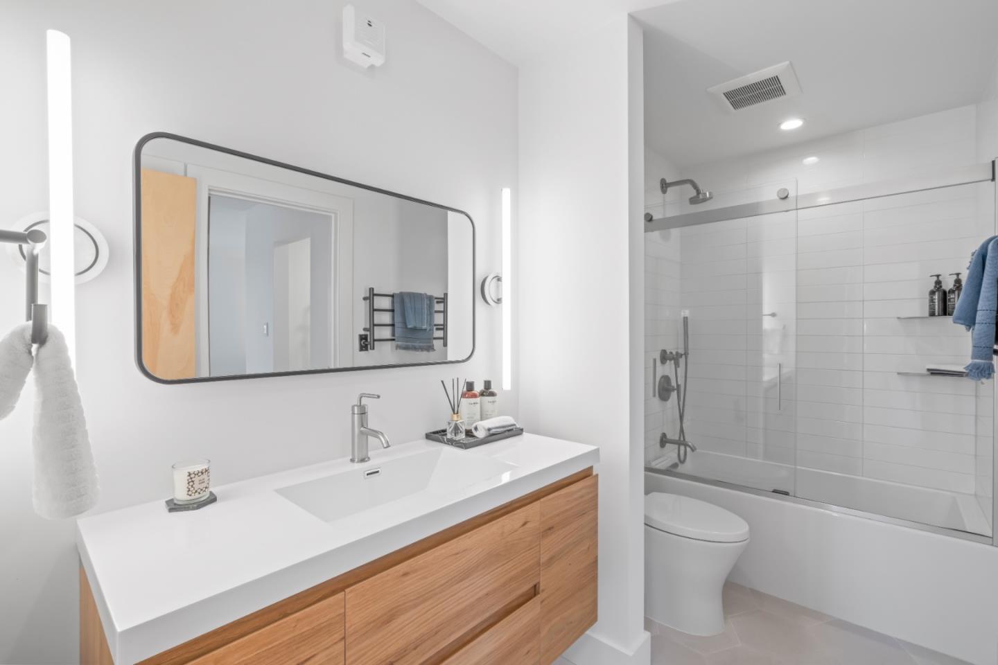 802 N Delaware ST 202