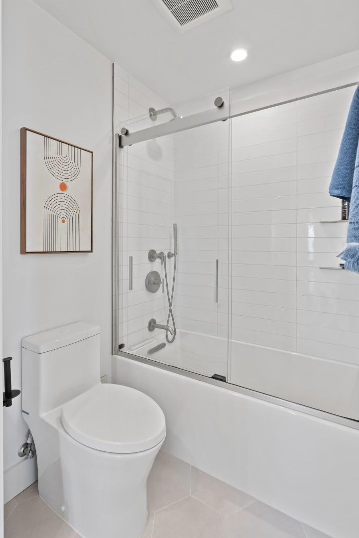 802 N Delaware ST 202