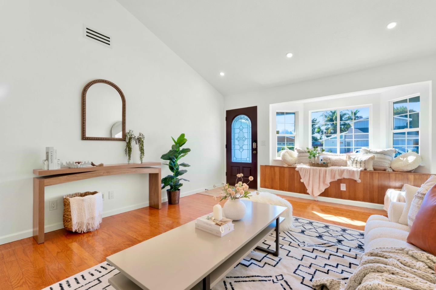 32490 Lake Temescal Lane