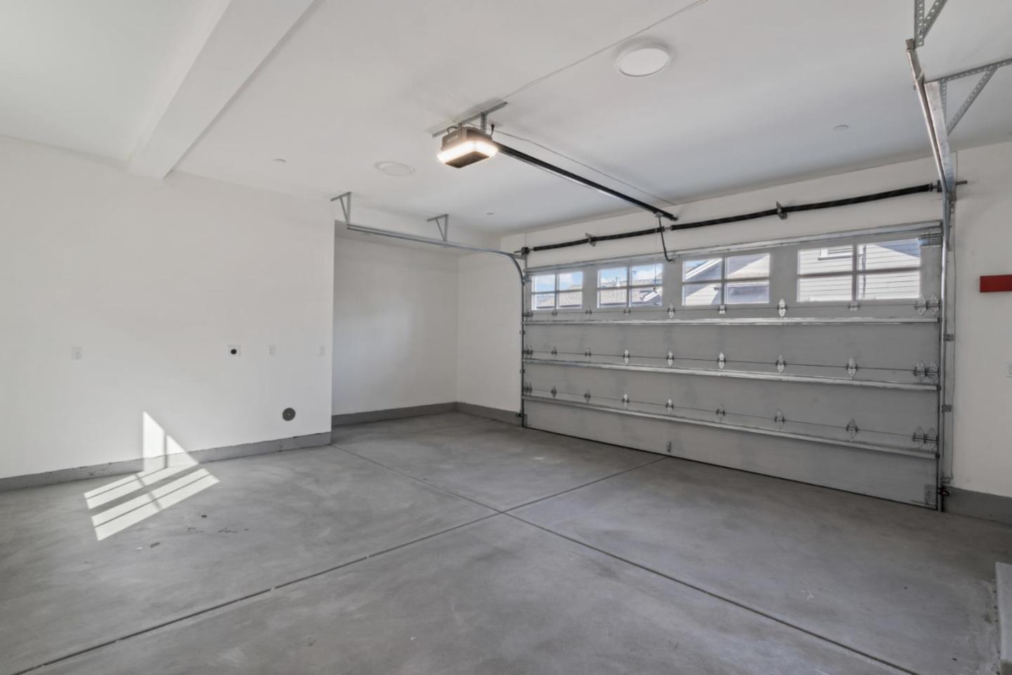 739-741 Linden Avenue