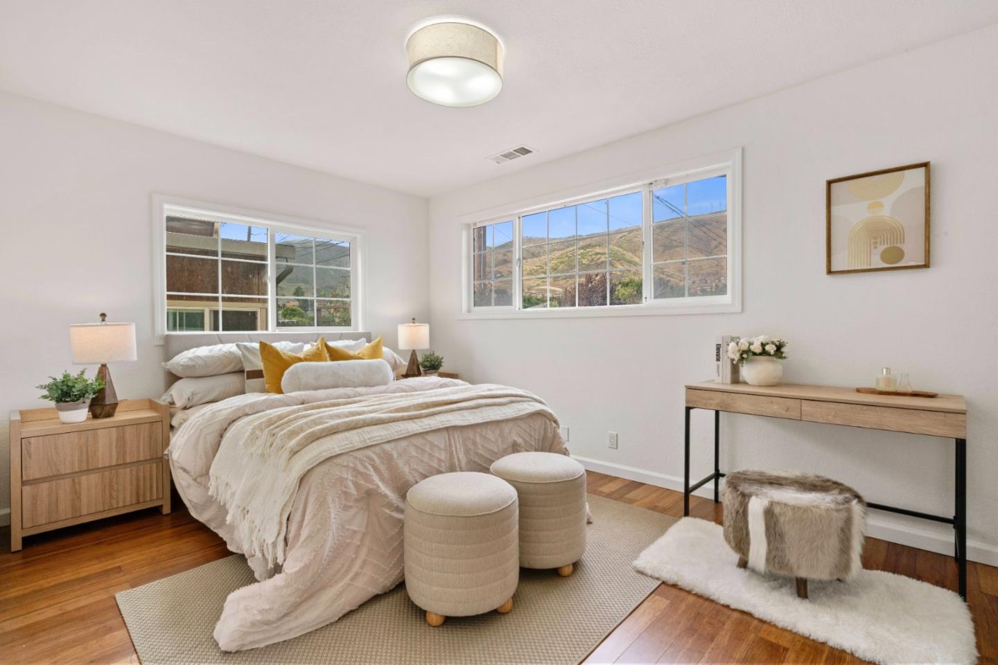 429 Hemlock AVE