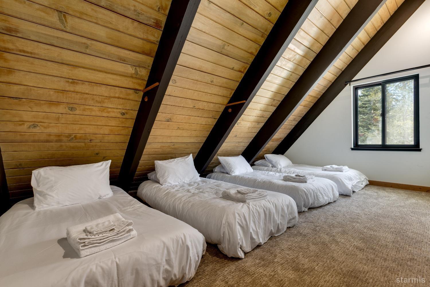 1829 Bakersfield Street