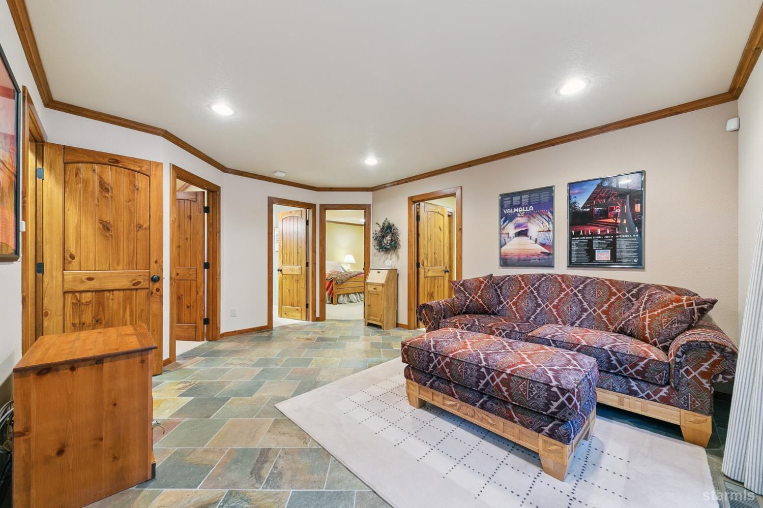 2521 Blitzen Road