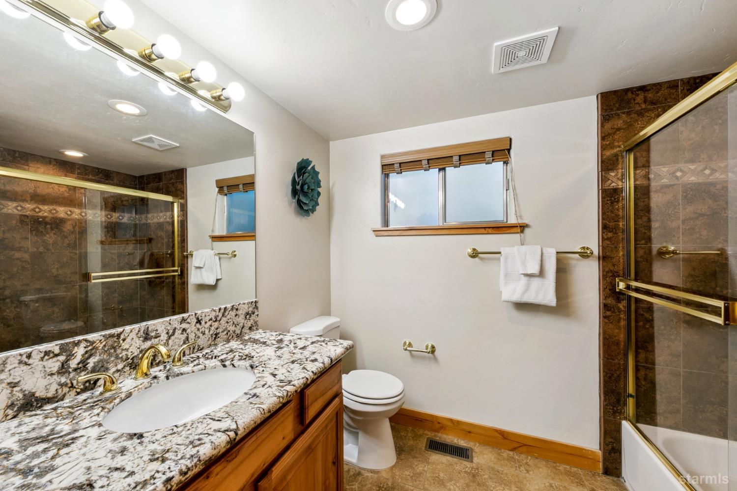 2065 Traverse Court