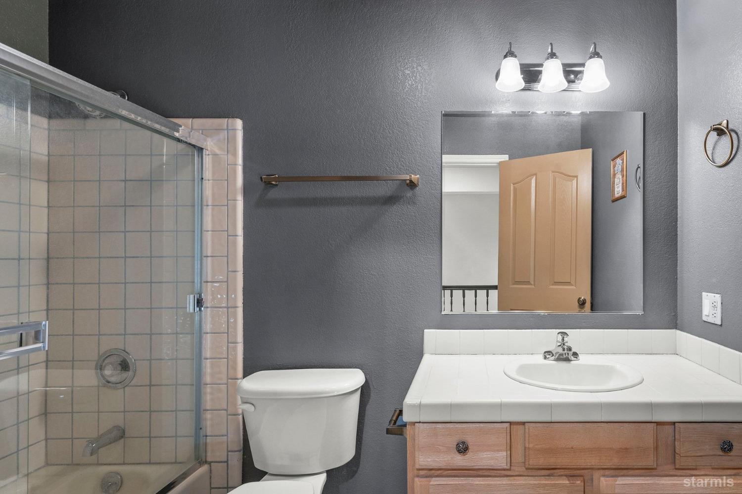 2179 Fish Springs Road