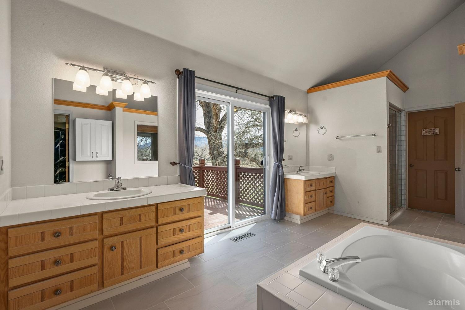 2179 Fish Springs Road