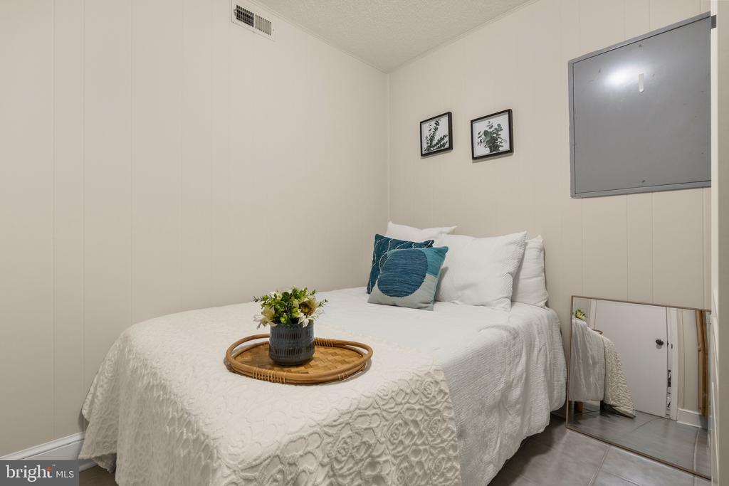 3509 S STAFFORD STREET Unit: A