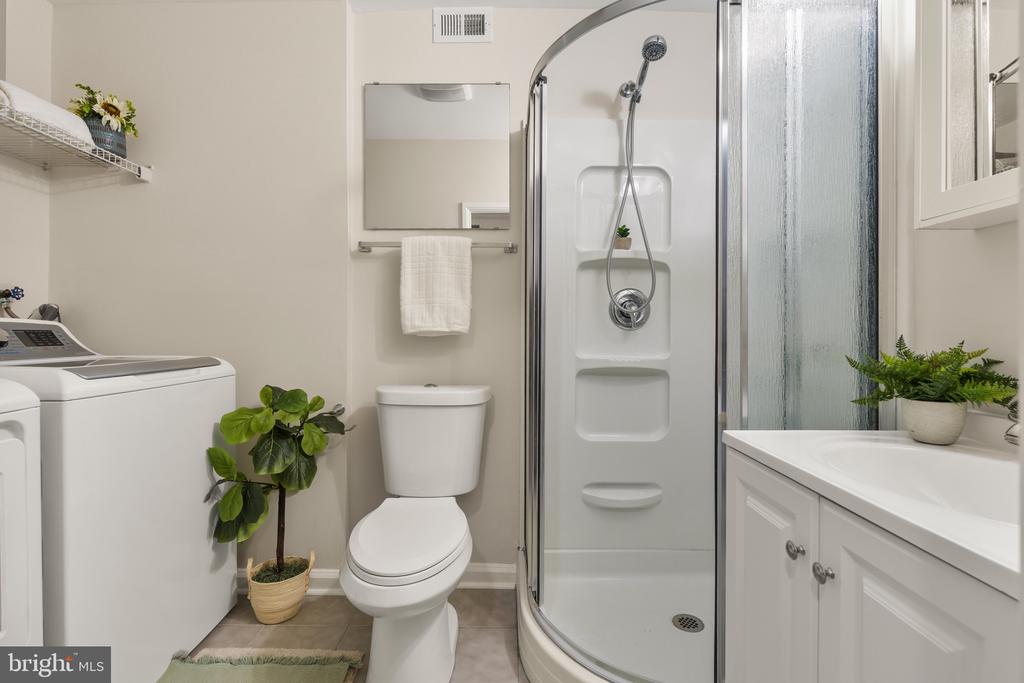 3509 S STAFFORD STREET Unit: A
