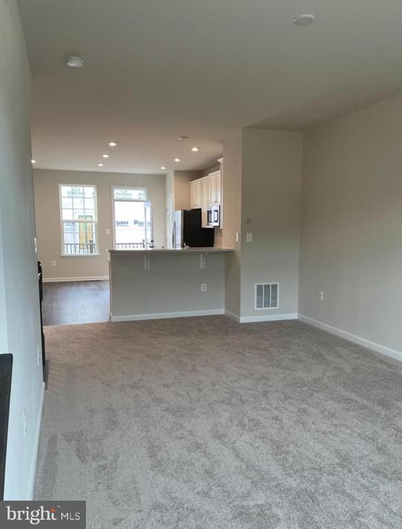 1113 RAMPART DRIVE