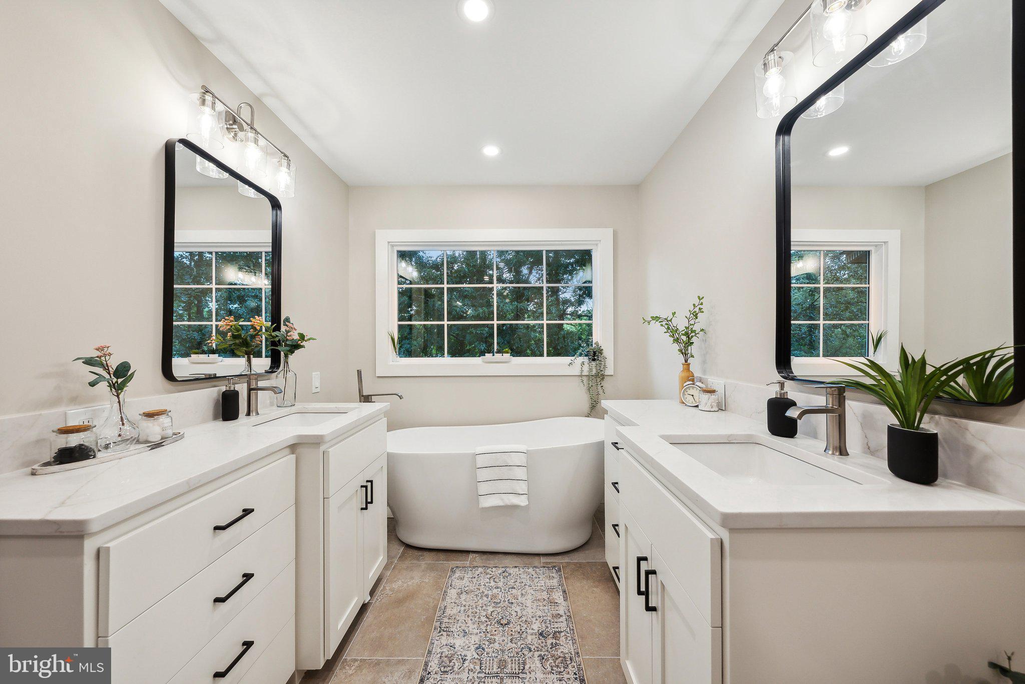 6404 Essex Ct