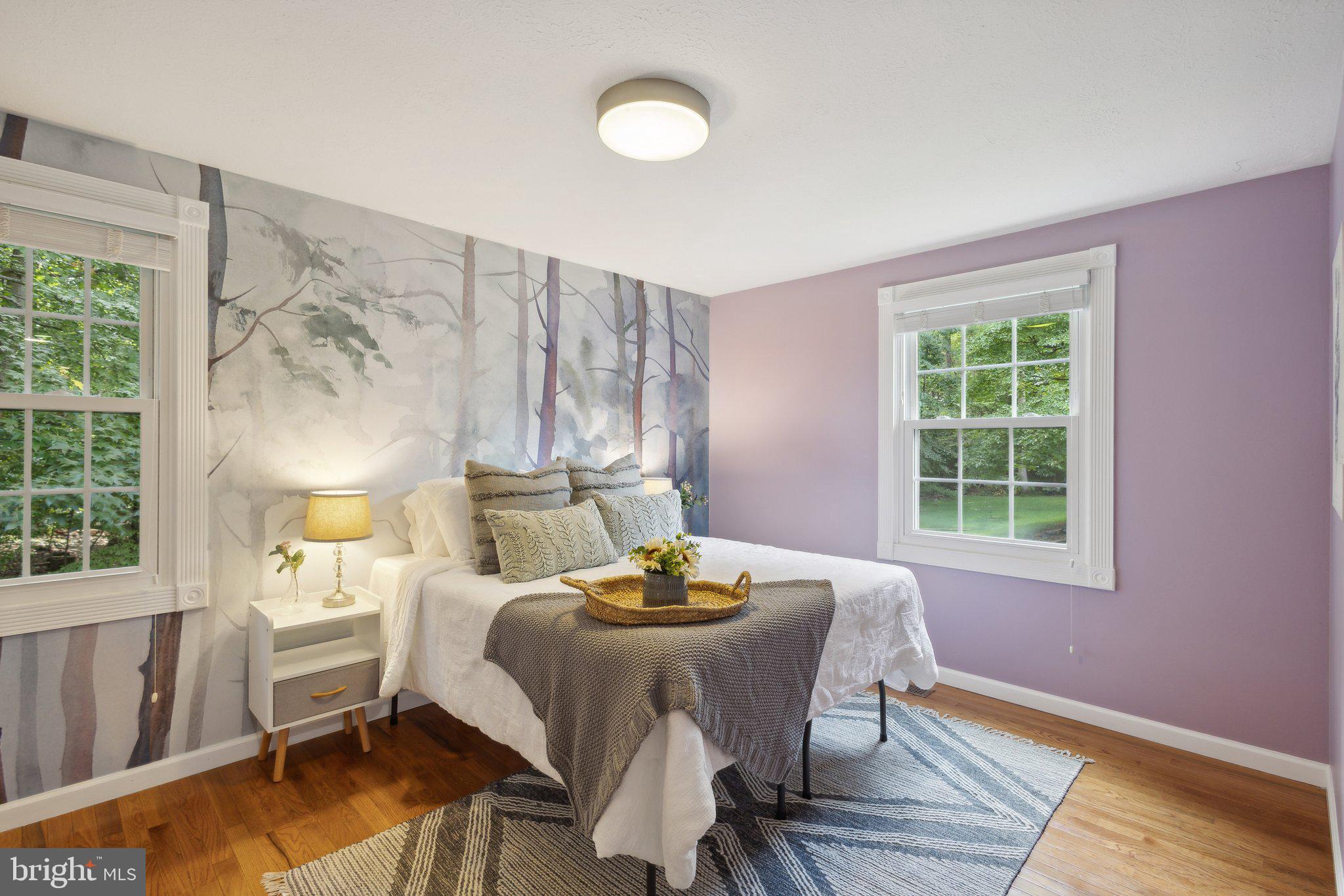 8483 Falling Leaf Rd